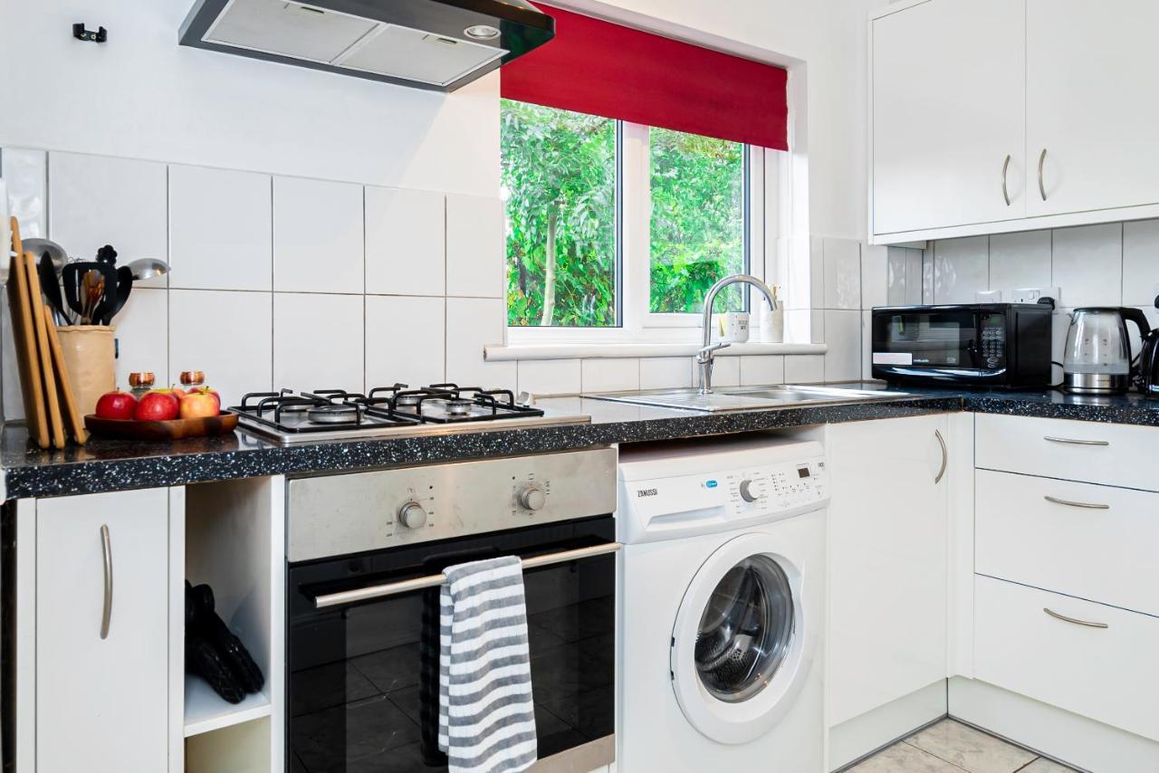 Charming 2-Bedroom Flat With A Garden And Free Parking At Abingdon Oksford Zewnętrze zdjęcie