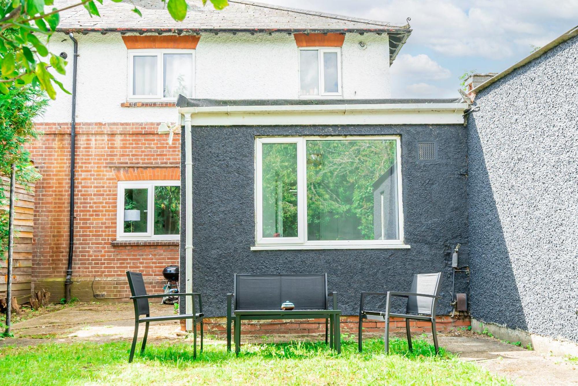 Charming 2-Bedroom Flat With A Garden And Free Parking At Abingdon Oksford Zewnętrze zdjęcie